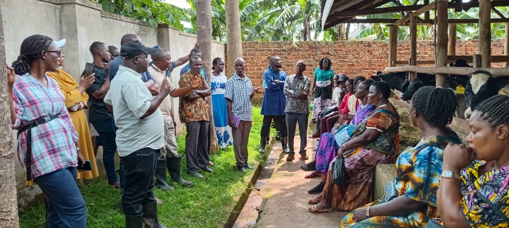 Urban farming community learning session